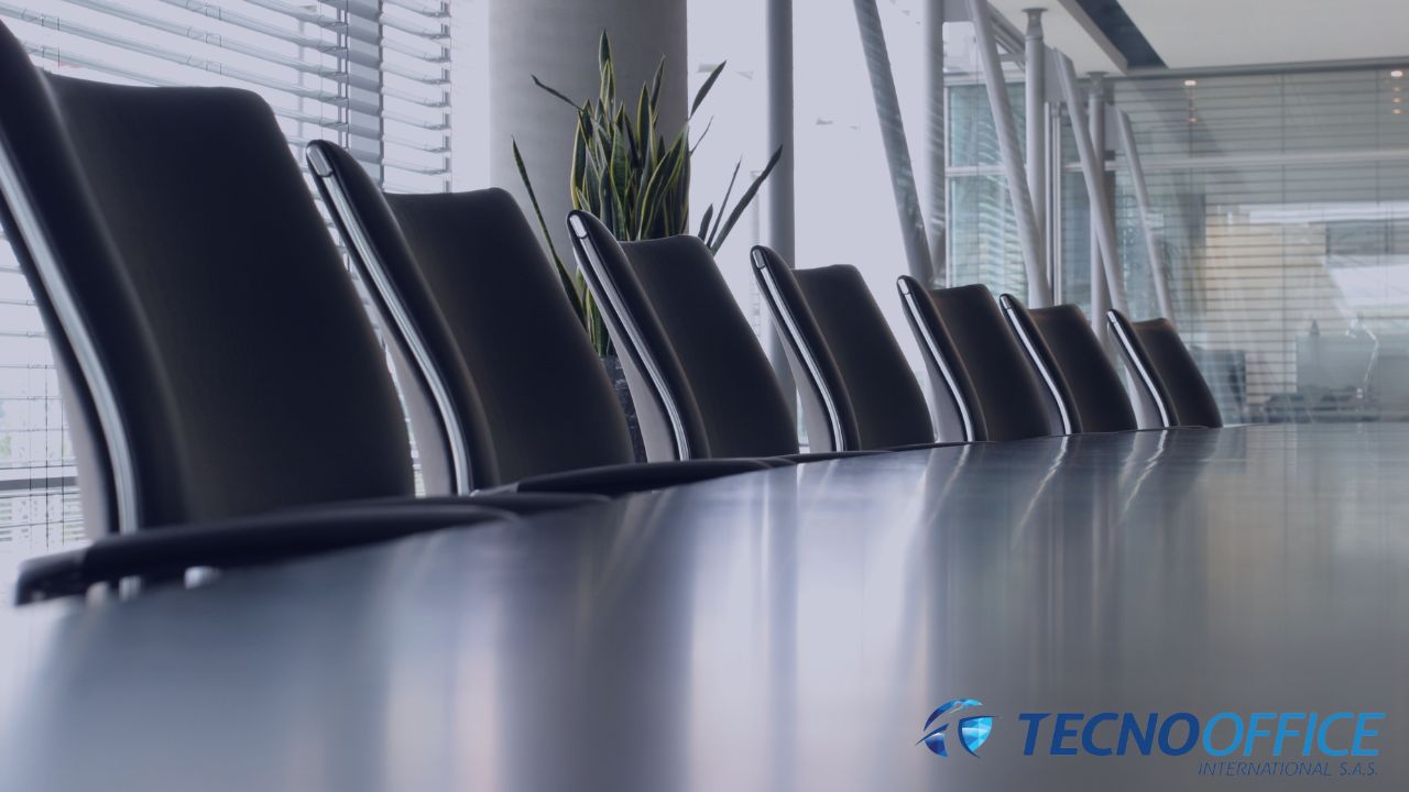 Cómo elegir el mobiliario adecuado para una sala de juntas moderna y profesional